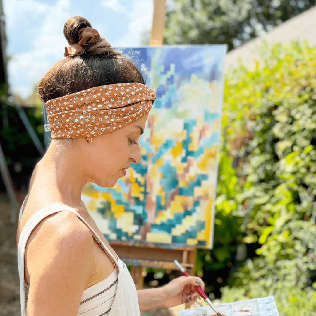 Little White Flowers Twist Headband - The Sassy Olive