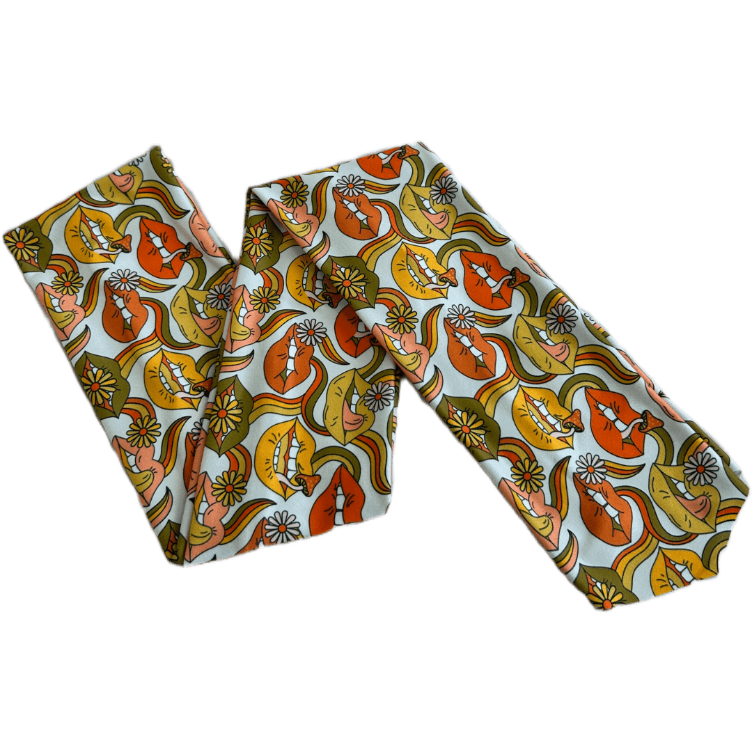 Retro Kisses Wrap Headband - The Sassy Olive