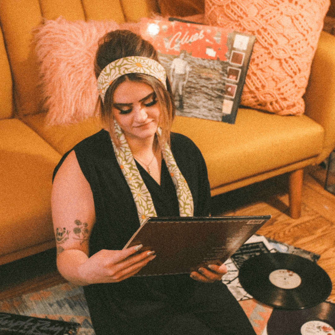 Mod Girl Vintage Floral Wrap Headband - The Sassy Olive